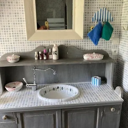 Rose Des Pres Holiday home