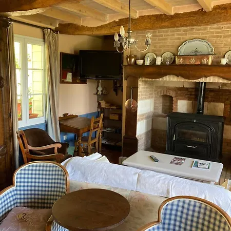 Holiday home Rose Des Pres